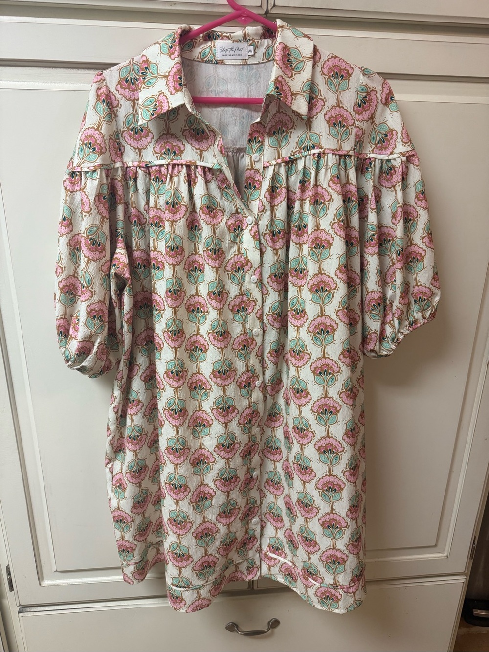 Shop the Mint - Floral, Flowy Dress